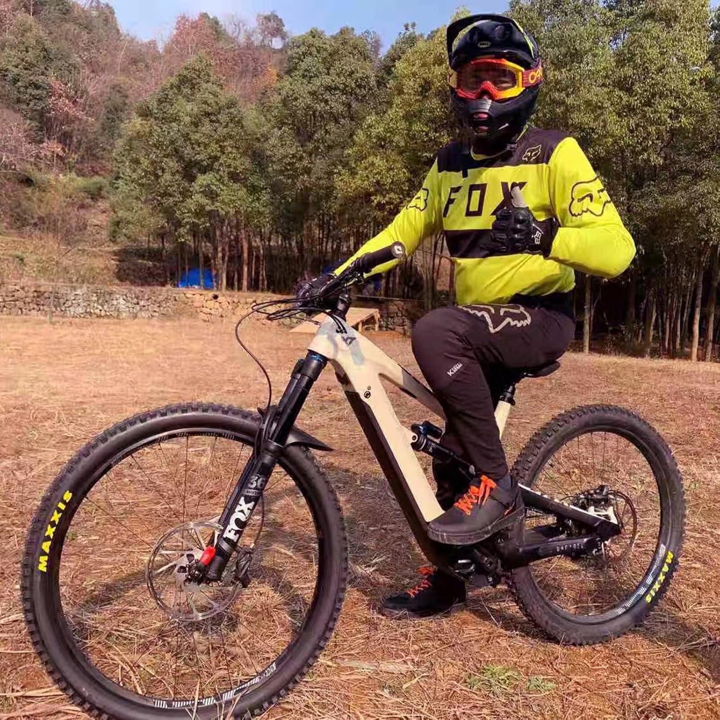 Mens MTB Mountain Bike SPD Cycling Shoes,Suitable Mountain Biking DH Enduro, Compatible All 2 Bolts Pedals,Black